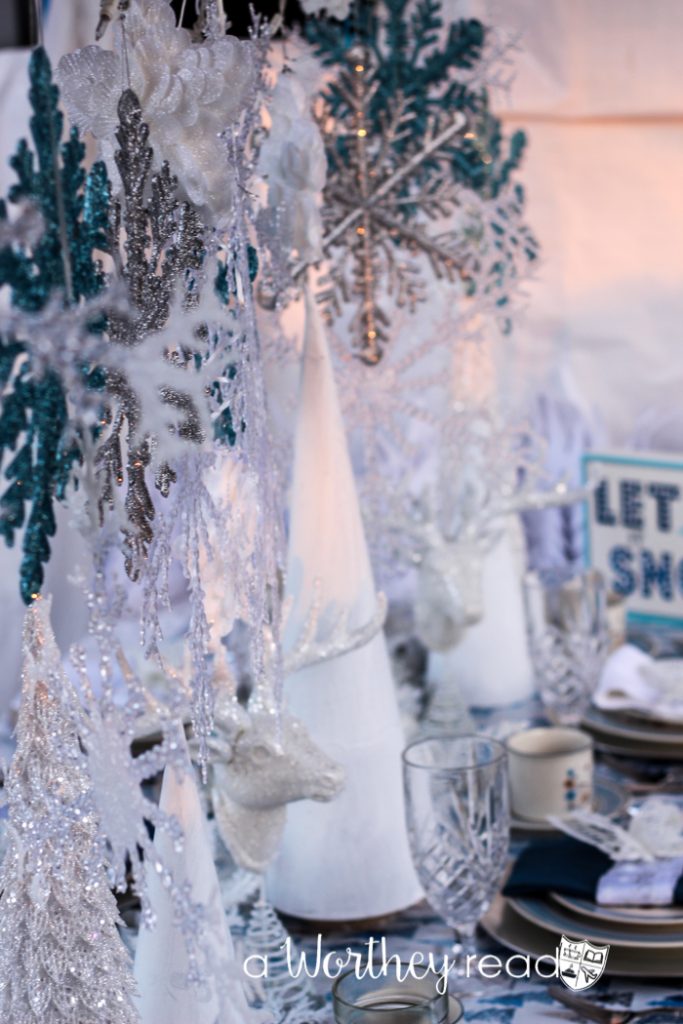 Blue White Winter Wonderland Tablescape