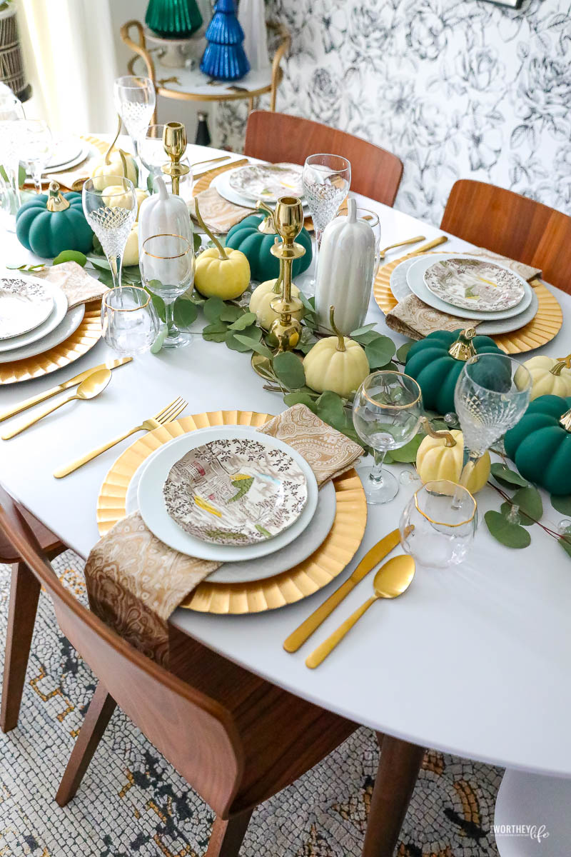 Thanksgiving Table Decor Idea | Holiday Tablescape