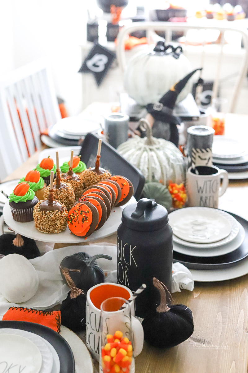 Rae Dunn Inspired Halloween Party Idea | Halloween Tablescape