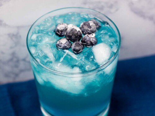 Blue Cocktails 💙 with Blue Curacao liqueur @TheDrCork 