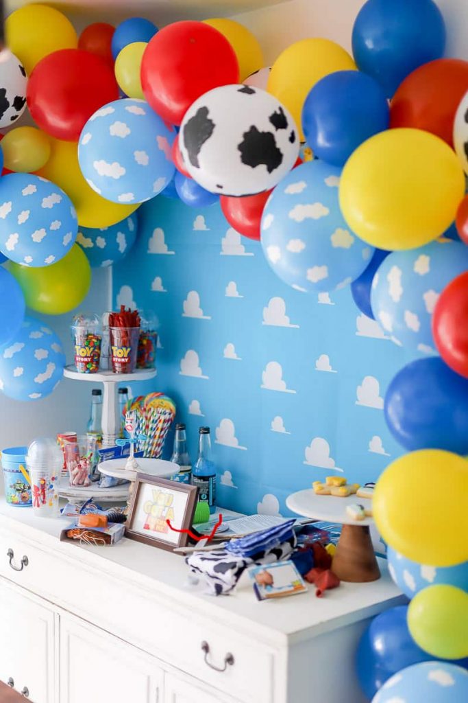 Toy Story Themed Balloon Garland