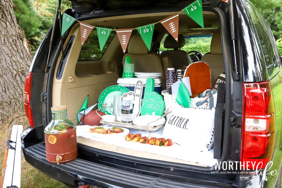 TIPS FOR TAILGATING INSIDE & OUT FROM THE IDEA SPECIALISTS™ AT