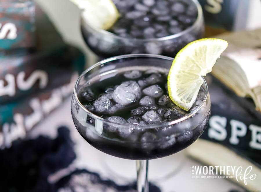 Cocktail vodka noire : Black Caïpiroska (variante du célèbre