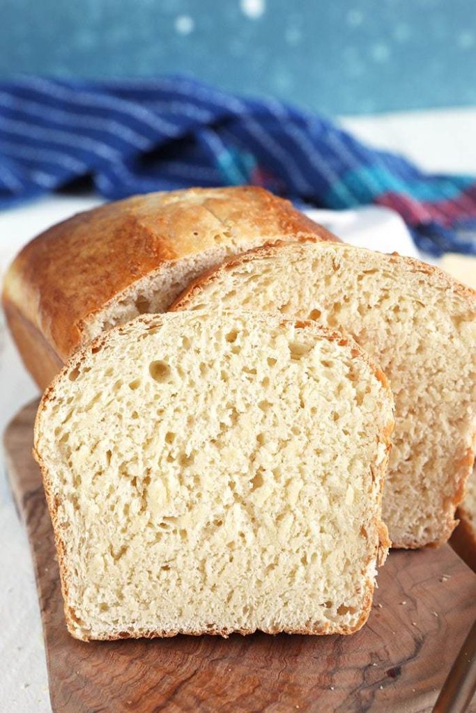 100 Homemade Bread Recipes: You Won't Believe How Easy They Are!