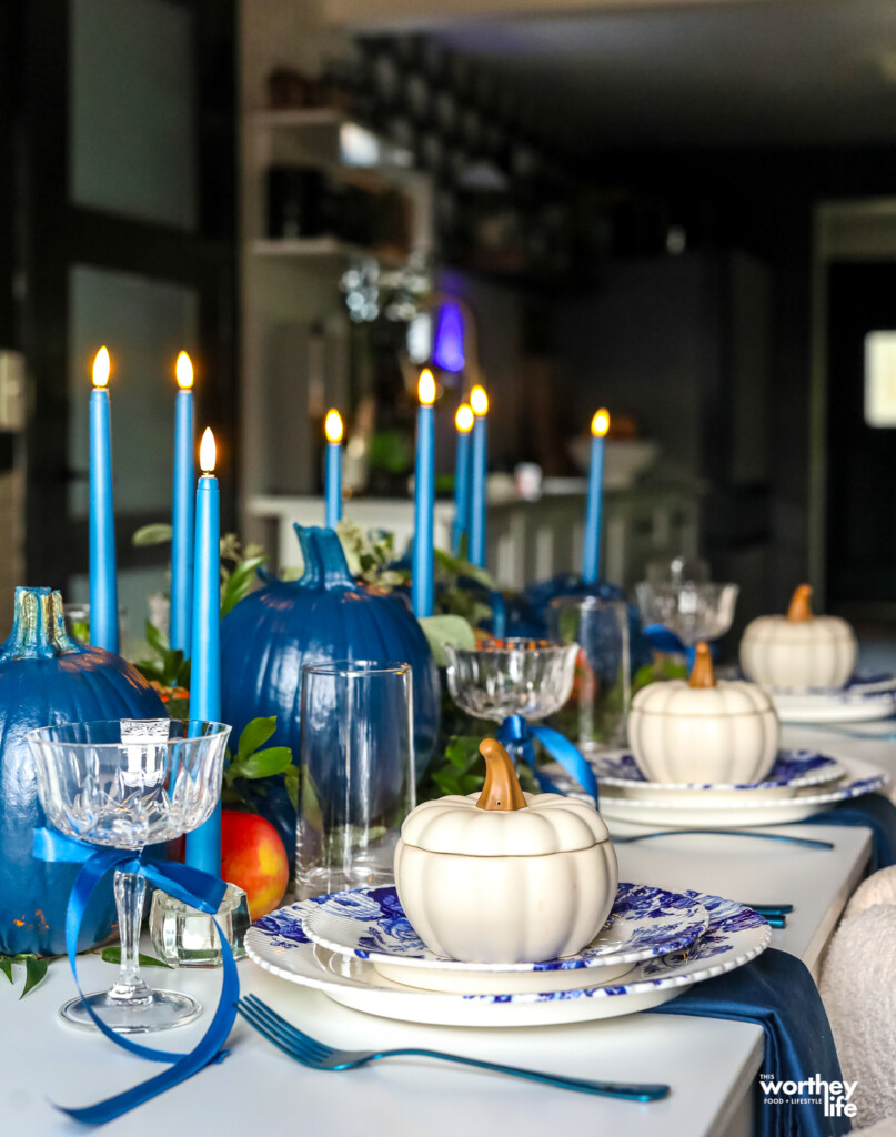 blue pumpkin fall table setting idea