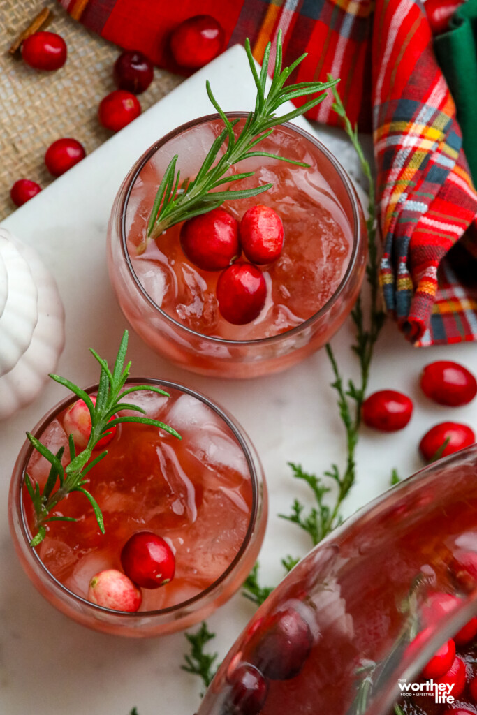 glasses of ginger ale punch