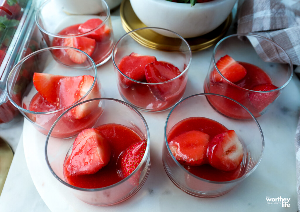 strawberry puree with strawberries